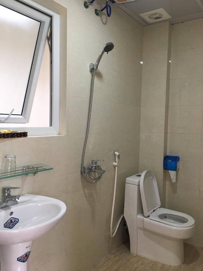 Phuong Trang Ha Long Hotell Exteriör bild